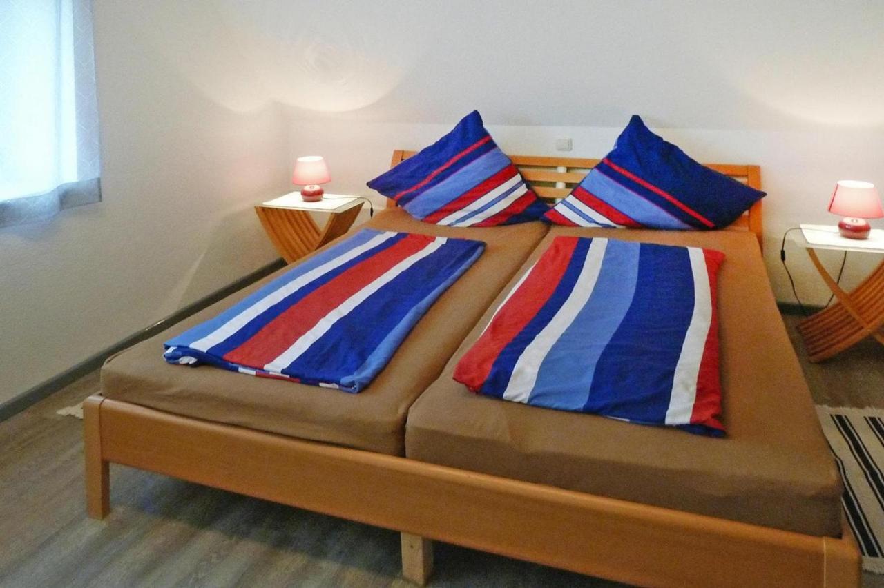 Holiday Apartment An Der Meisse, Bergen Bleckmar Esterno foto