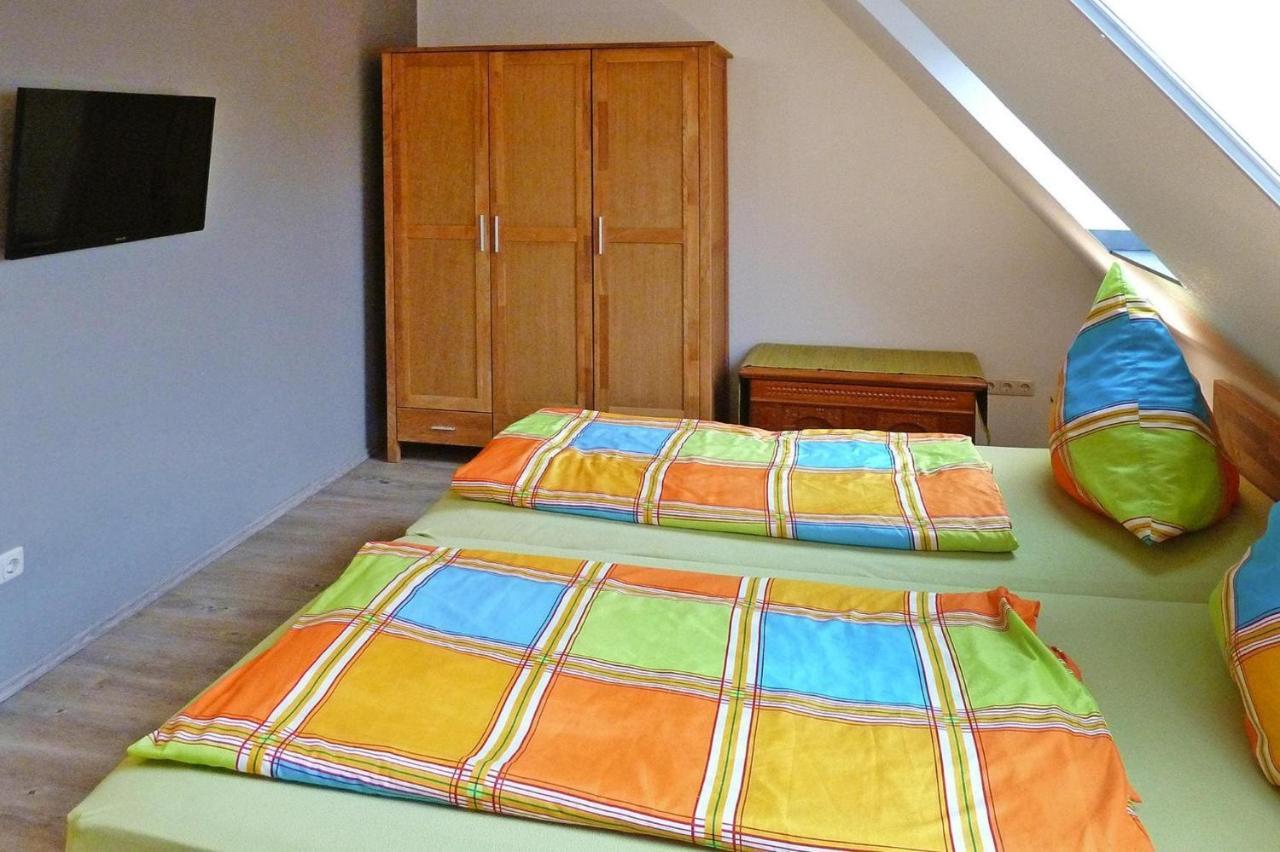 Holiday Apartment An Der Meisse, Bergen Bleckmar Esterno foto